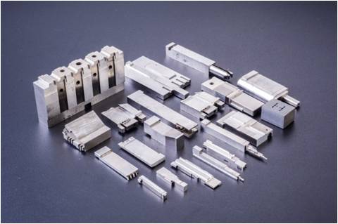Mold Insert — 8407